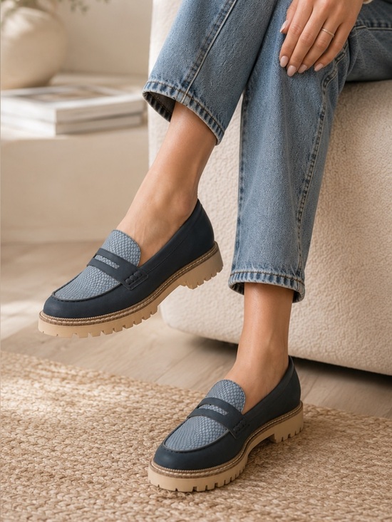 Crevo Shoes - Crevo May Leather Navy Chunky Loafer Womens Size 7.5